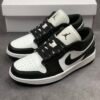 NIKE Air Jordan 1 Low