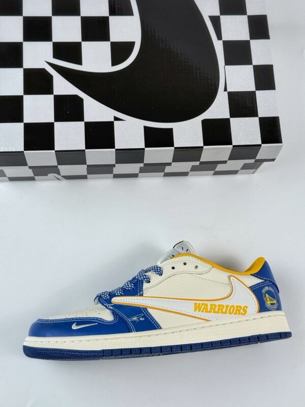 Travis Scott x Nike Air Jordan 1