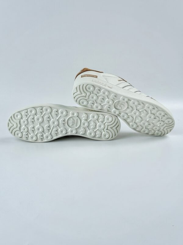 Adidas Originals Gazelle lNdoor x superme